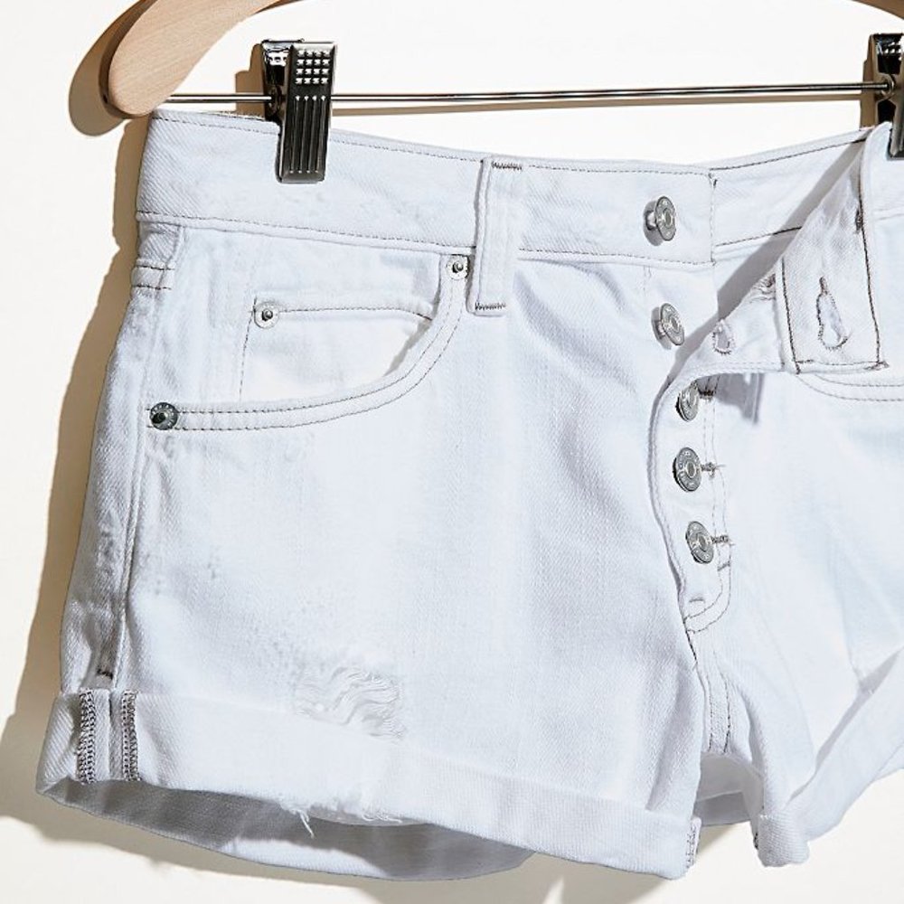 FREE PEOPLE White Denim Shorts